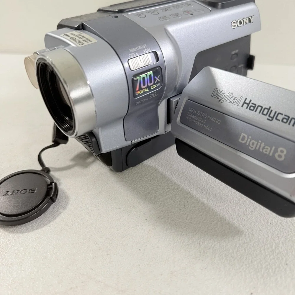 Sony Digital Handycam DCR-TRV250 Nightshot FOR PARTS/REPAIR Read Description